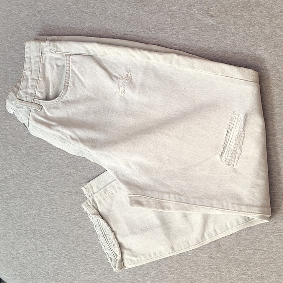 FLYING MONKEY 🐒🐒🐒🐒🐒 WOMENS  DISTRESSED HIGH-RISE JEANS 👖👖👖👖👖 - Picture 1 of 16